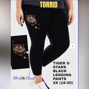 🌻Torrid 2X (Sz18-20) Black w/ TIGER & Stars Crop Legging Pants